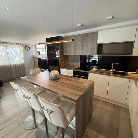 Apartman Puntamica *